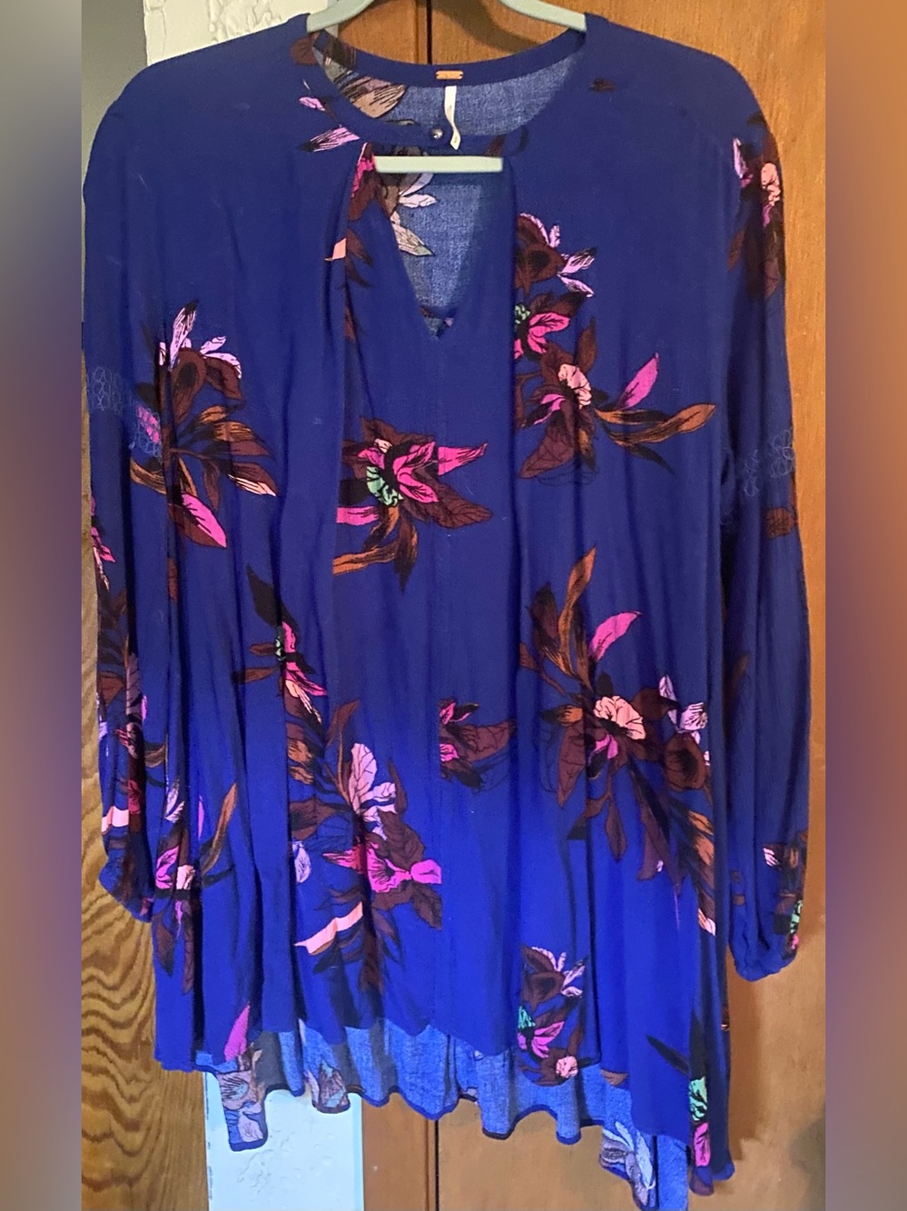 Free People Sz: S Tree Swing Tunic known as “Electric Orchid Print Swing Tunic”